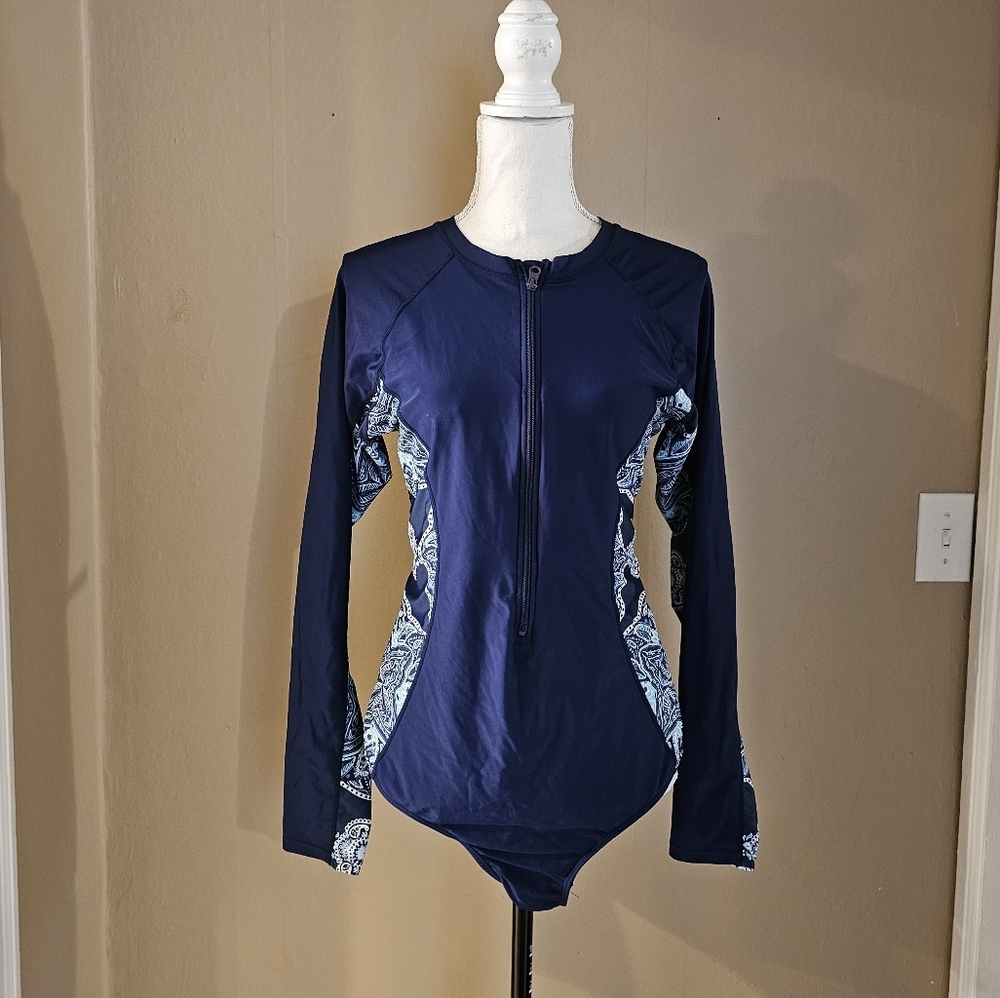 Long sleeve swimsuit
